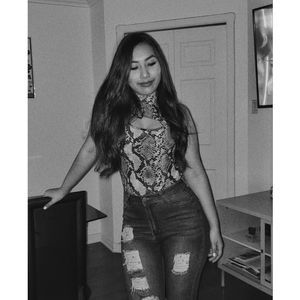 Meet your Posher, Lesley